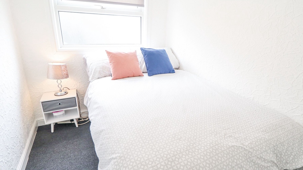 Photo of Bedroom in Chapel Saint Leonards