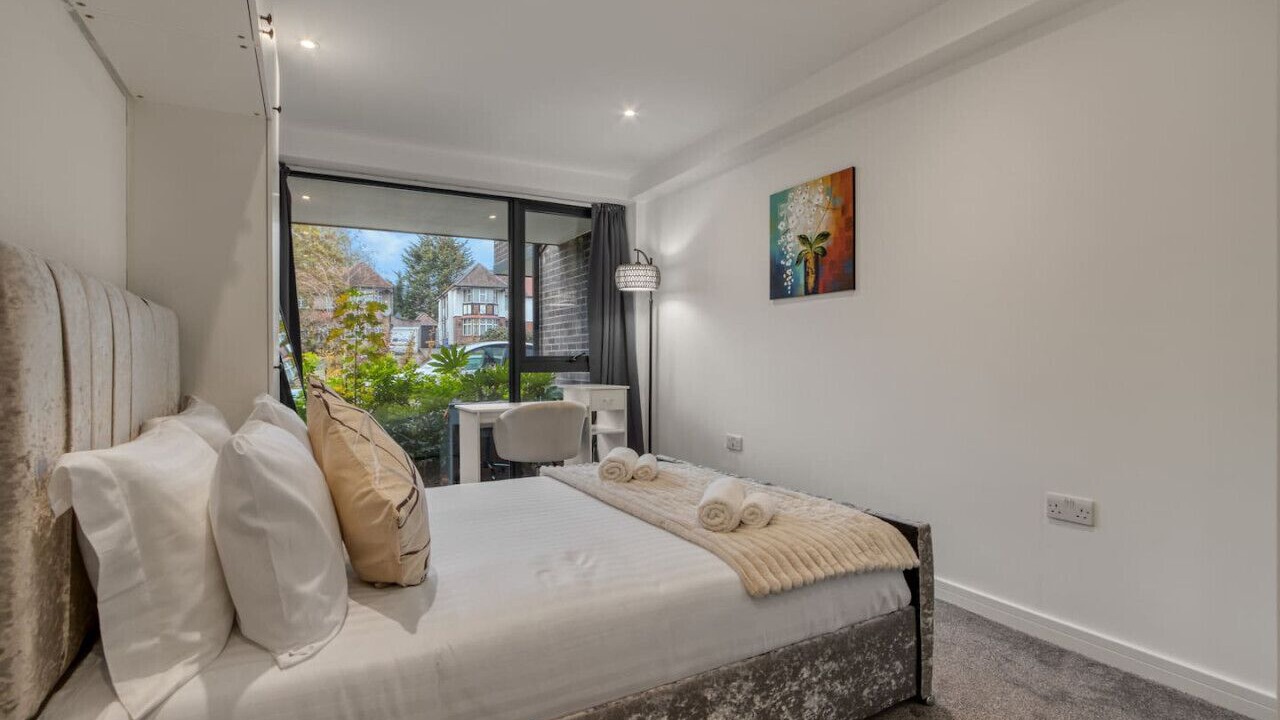 Photo of Bedroom in Brent