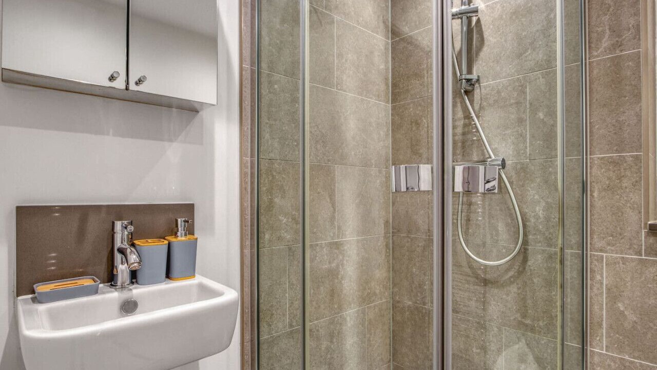 Photo of Bathroom in Brent