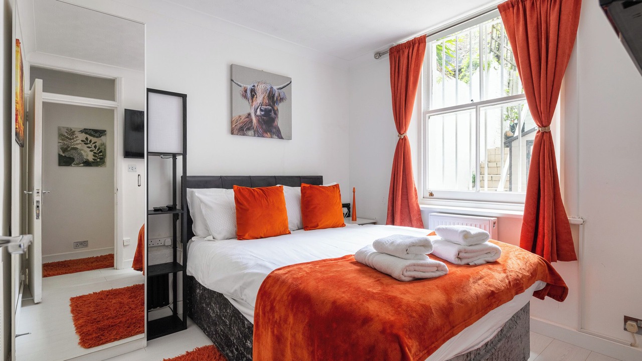 Photo of Bedroom in Chelsea Riverside