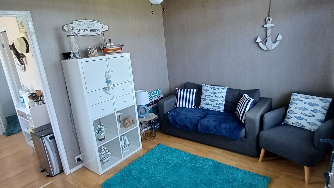 Photo of Livingroom in Chapel Saint Leonards