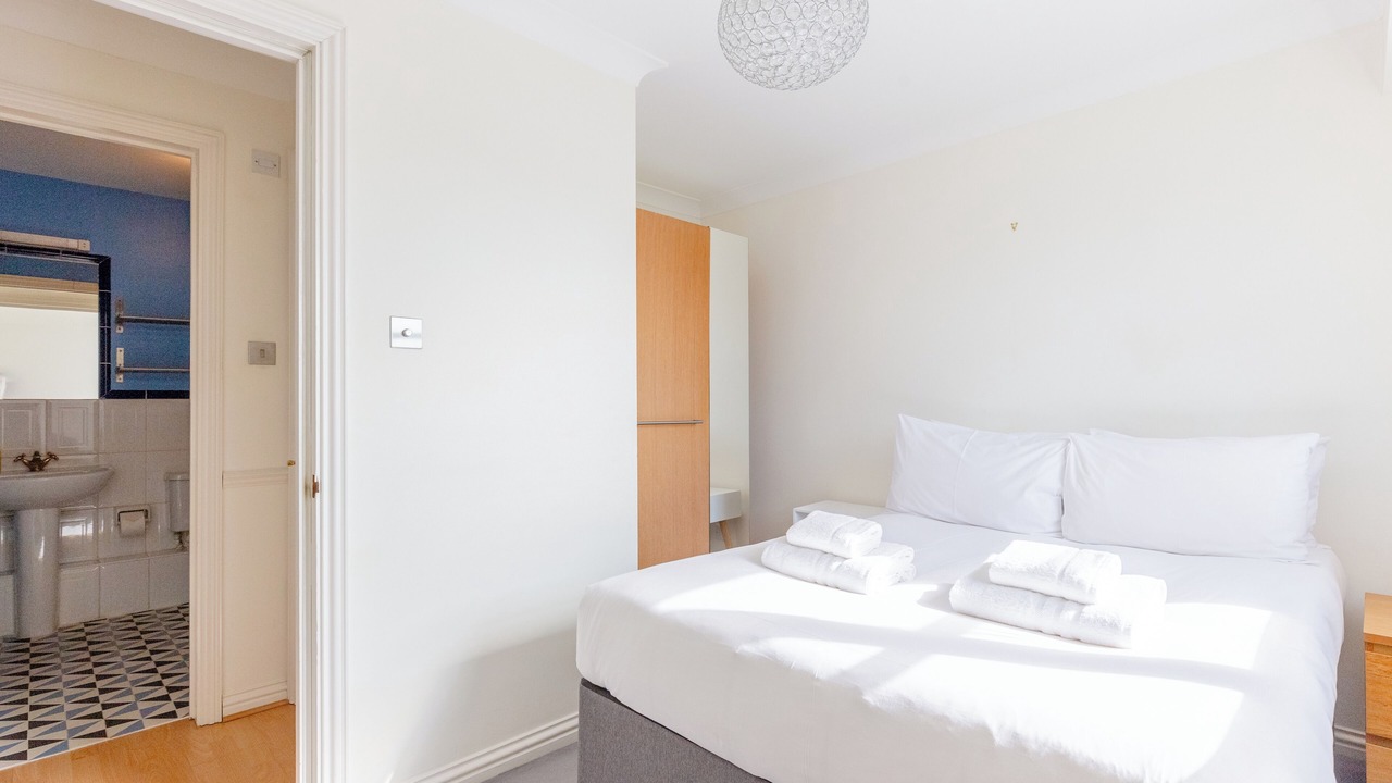 Photo of Bedroom in St. Dunstan's