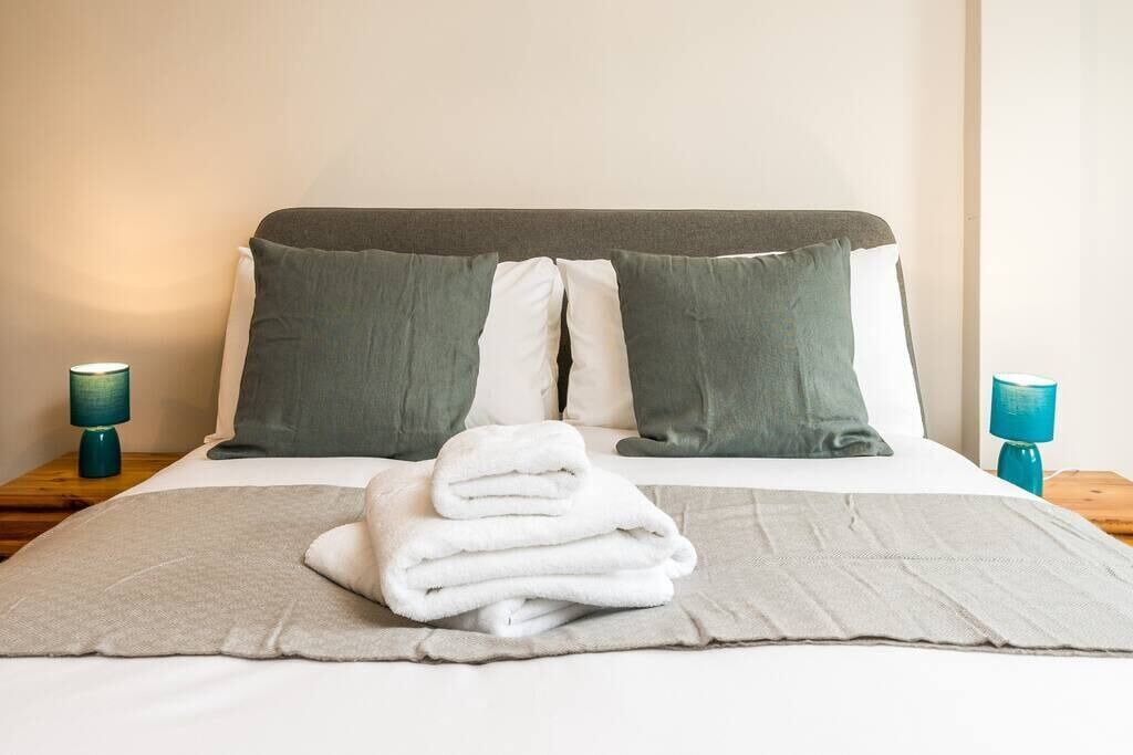 Photo of Bedroom in Kew
