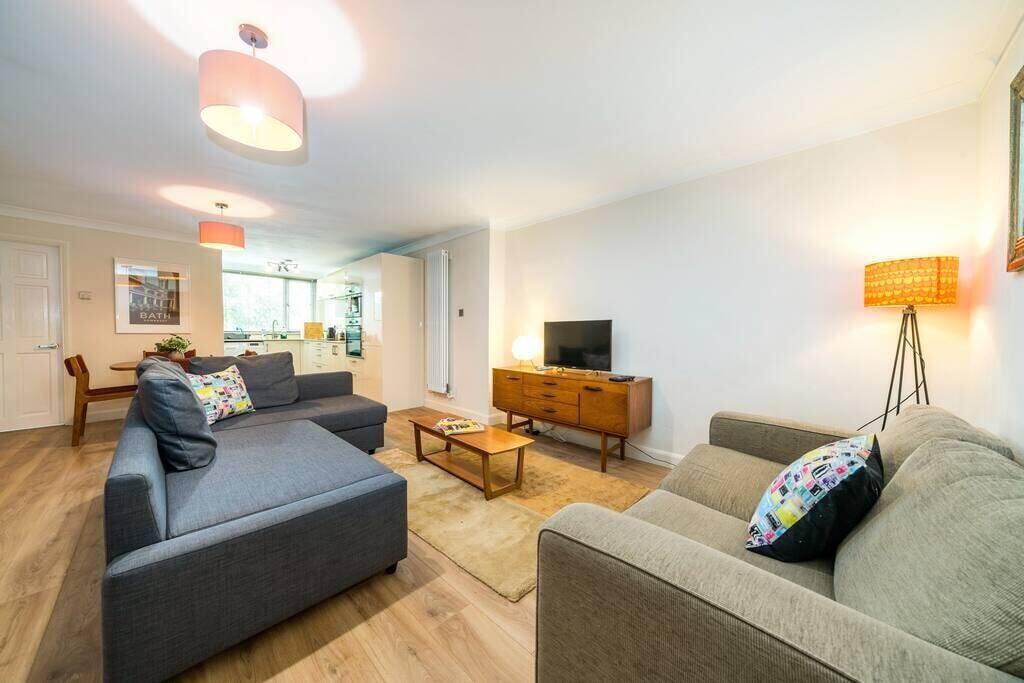Photo of Livingroom in Kew