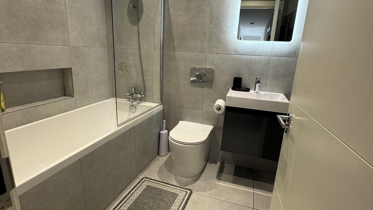 Photo of Bathroom in Bethnal Green