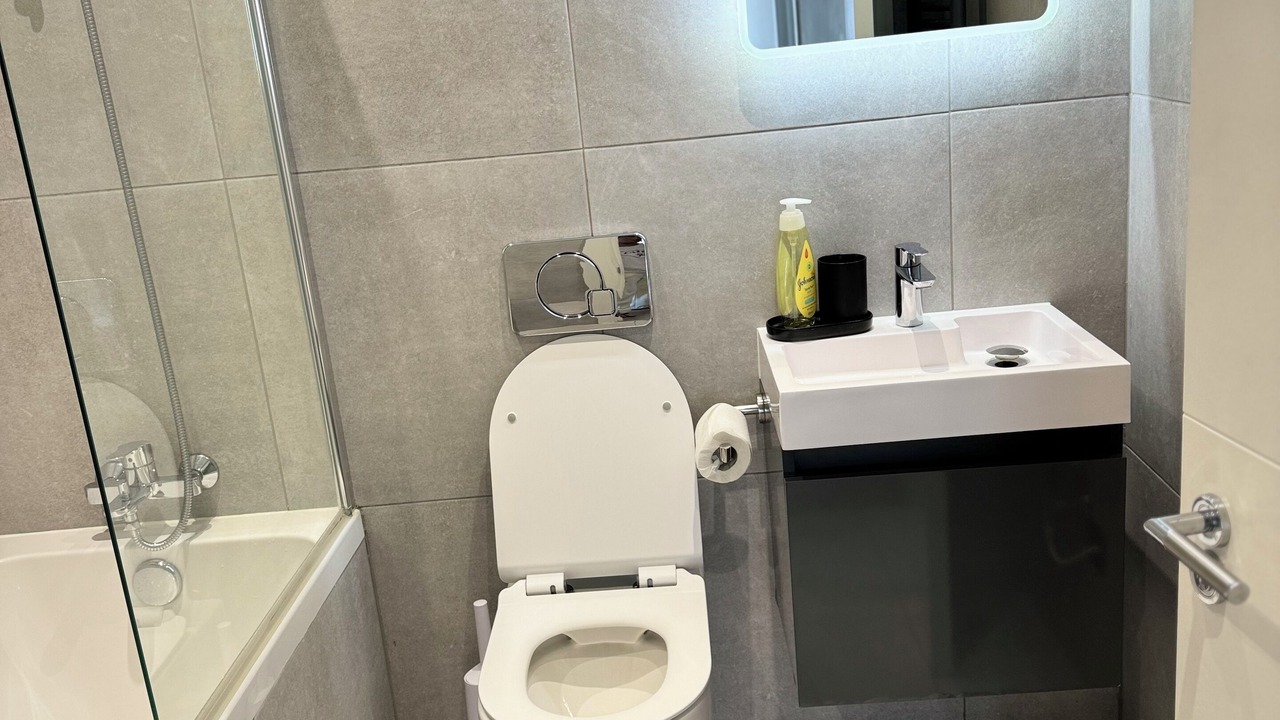 Photo of Bathroom in Bethnal Green