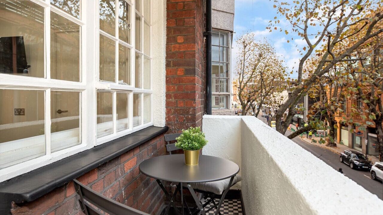 Photo of Outdoor in Brompton & Hans Town