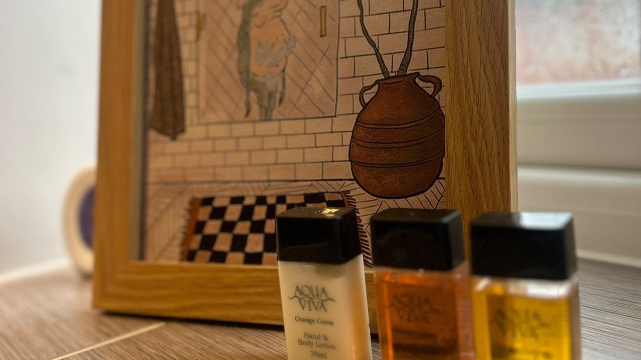 Photo of Bathroom in Glapthorn