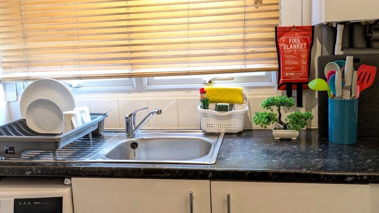 Photo of Kitchen in West Hendon