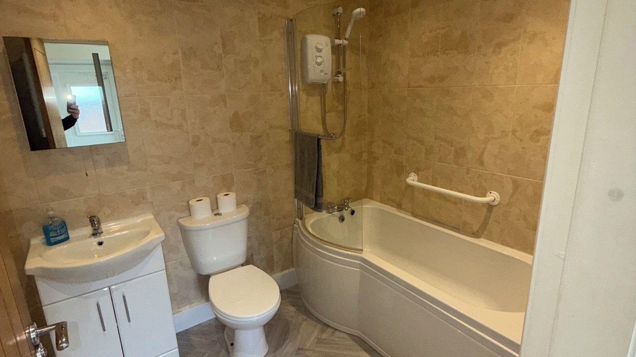 Photo of Bathroom in Muston