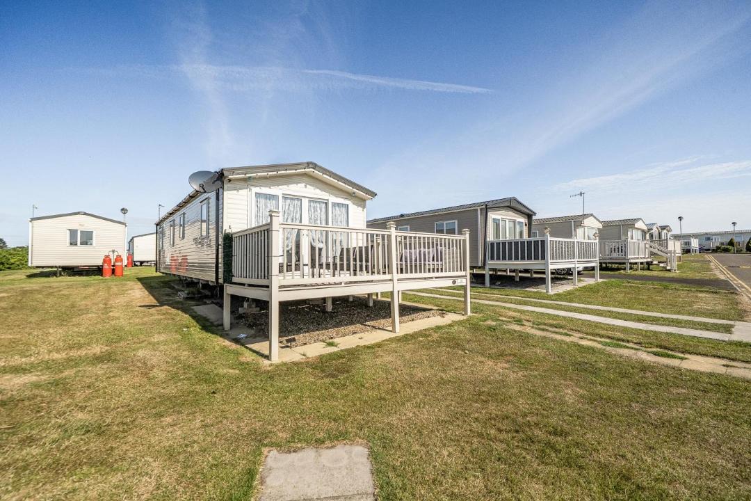 Photo of Others in Cayton Bay