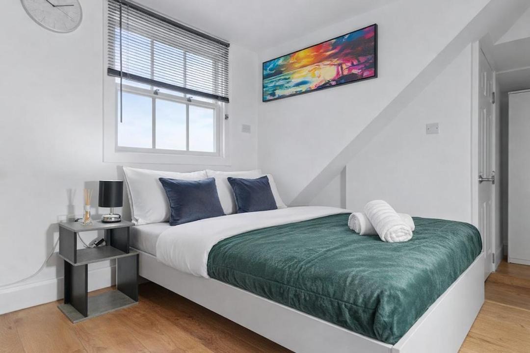 Photo of Bedroom in Leicester City Centre