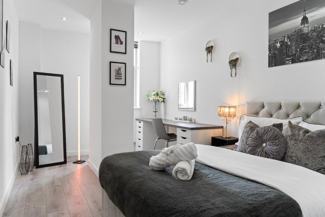 Photo of Bedroom in Leicester City Centre
