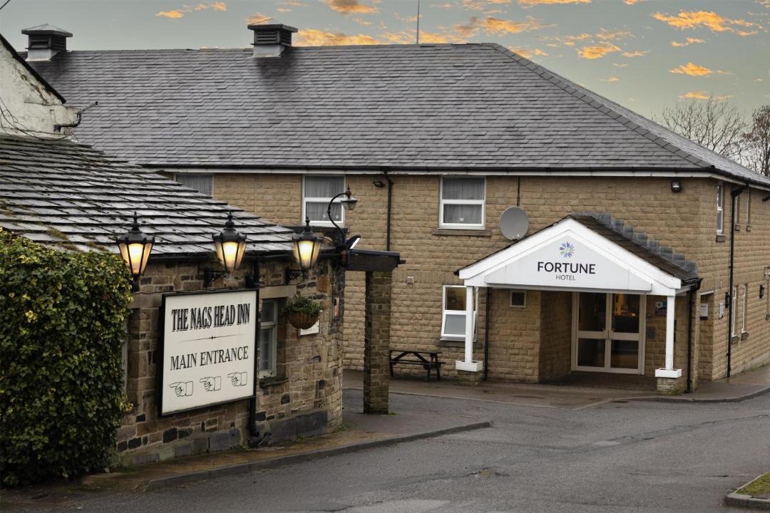 Photo of Others in Ainley Top