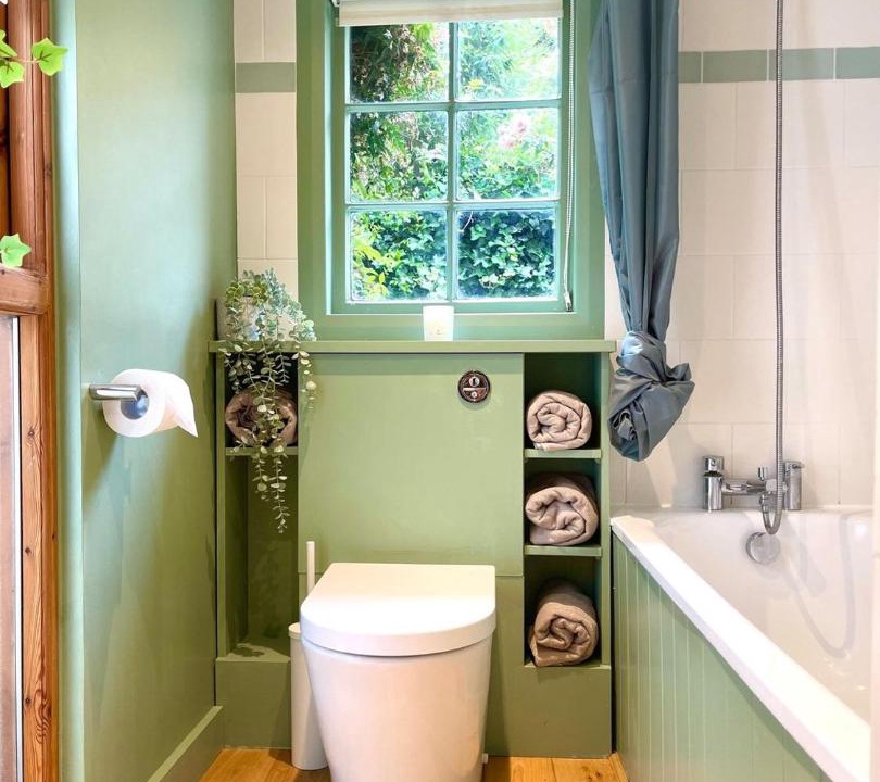 Photo of Bathroom in Tollington