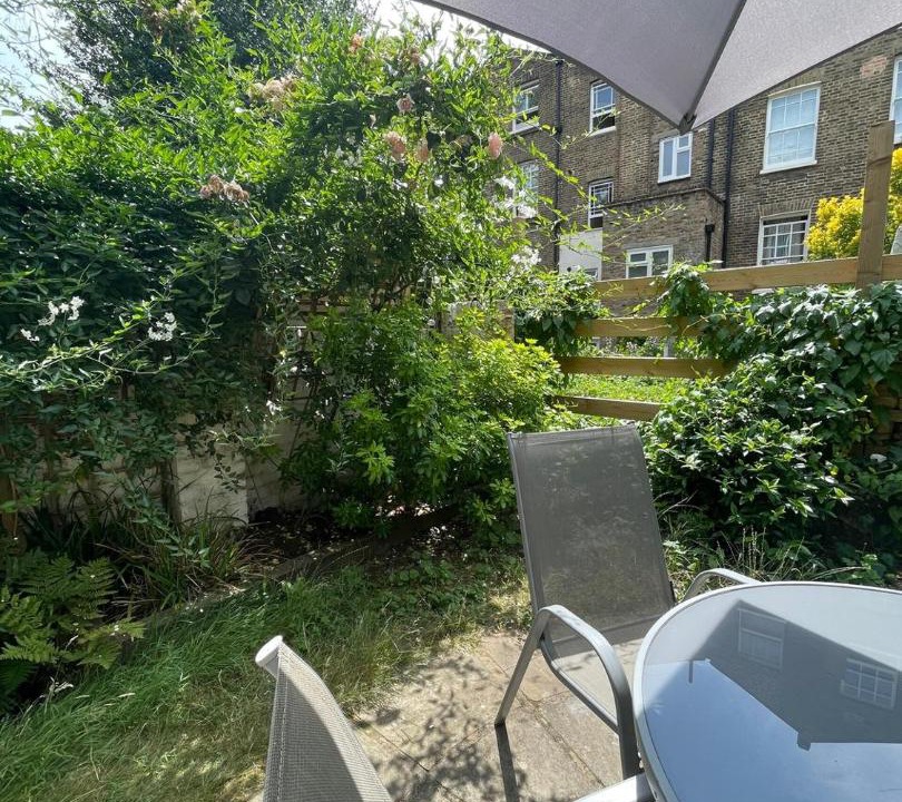 Photo of Patio Balcony in Tollington