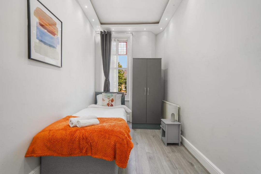 Photo of Bedroom in Leabridge
