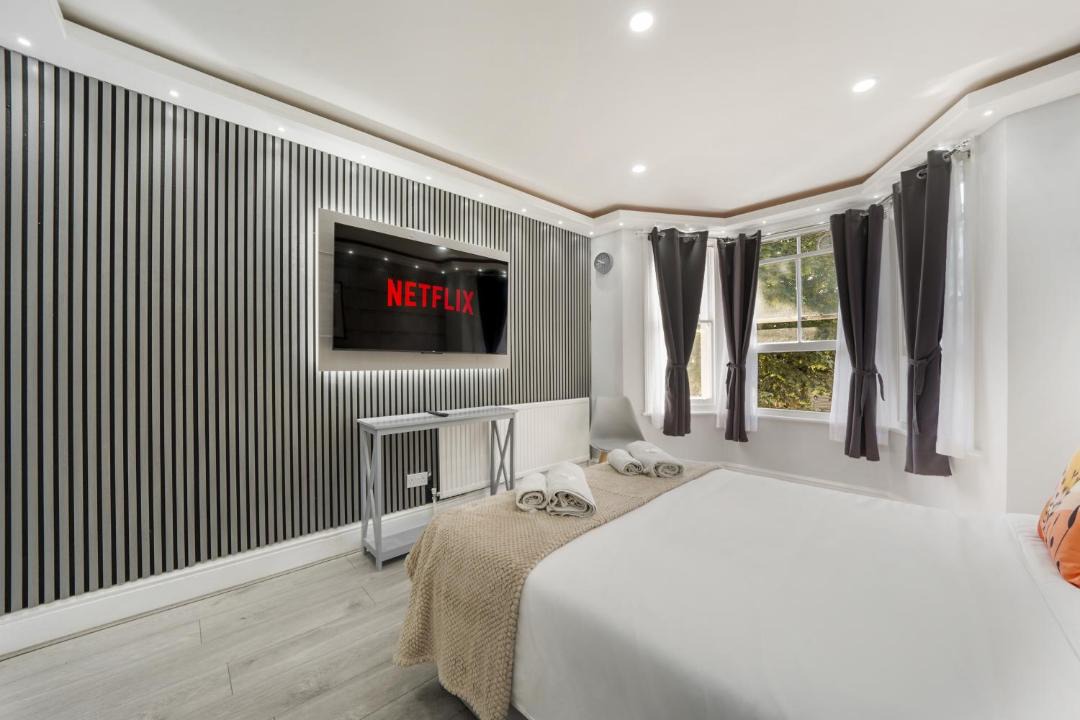 Photo of Bedroom in Leabridge
