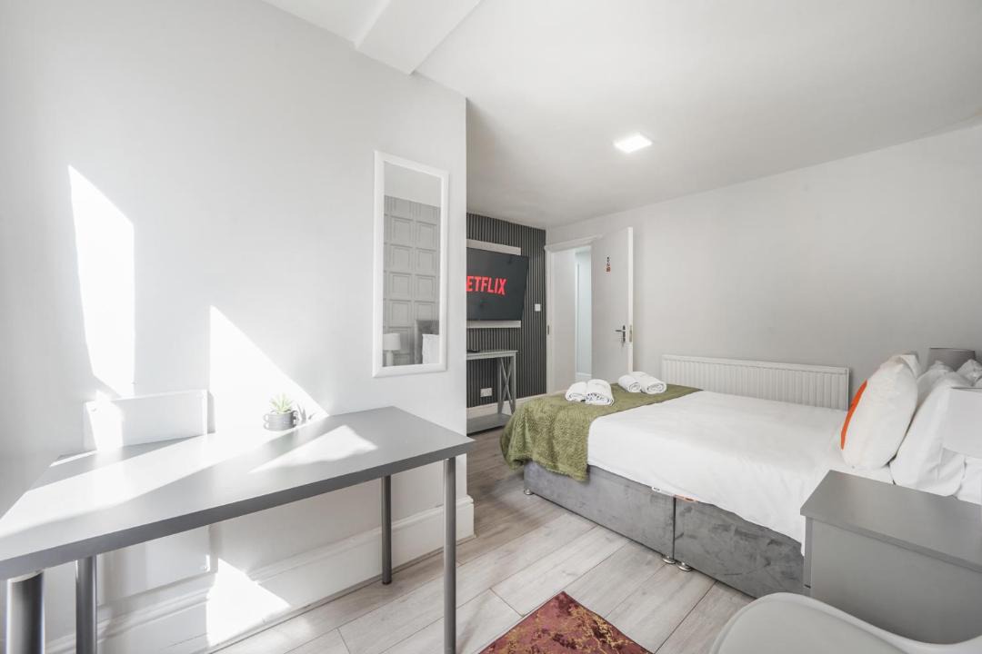Photo of Bedroom in Leabridge