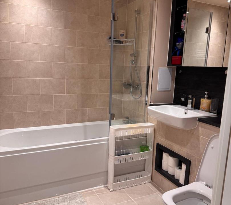 Photo of Bathroom in Botwell