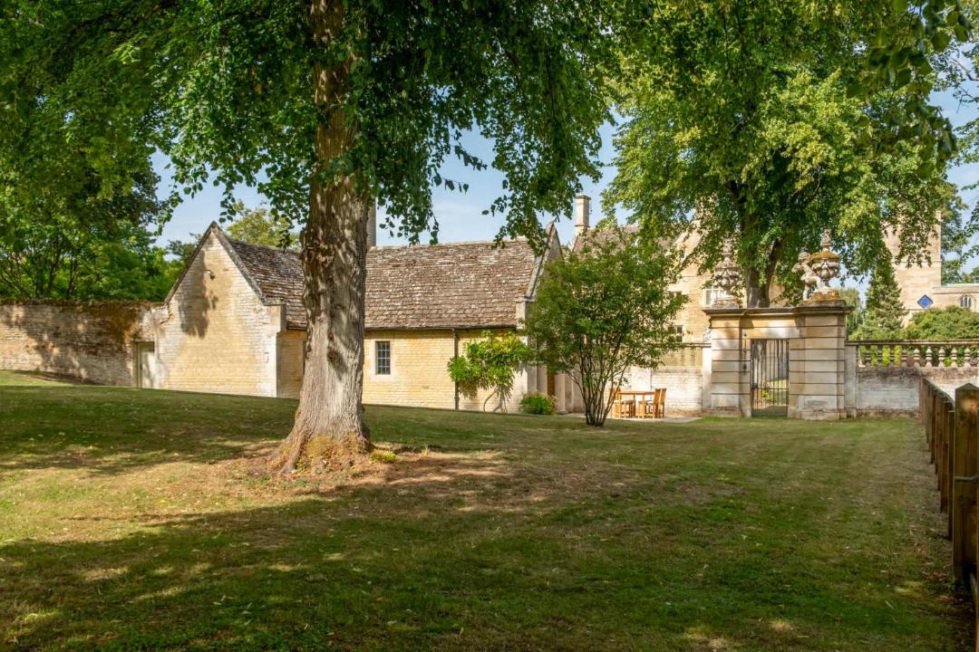Photo of Others in Apethorpe