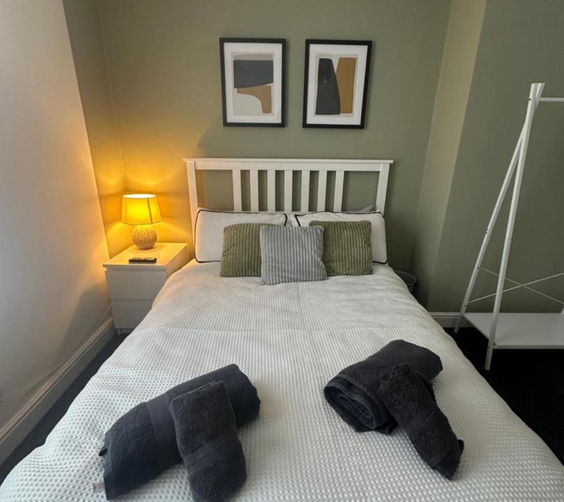 Photo of Bedroom in Leigh