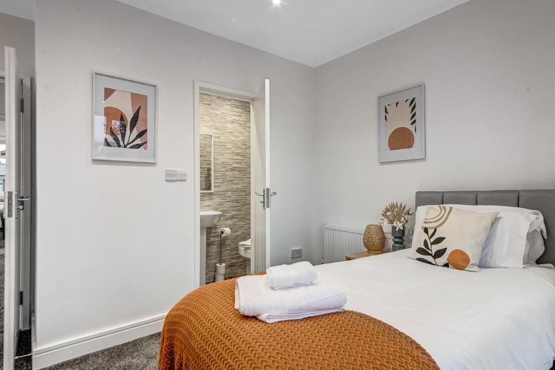 Photo of Bedroom in Cowley