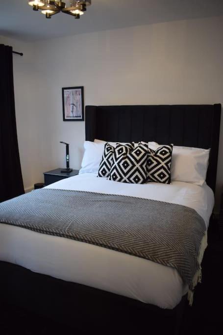 Photo of Bedroom in Chapeltown