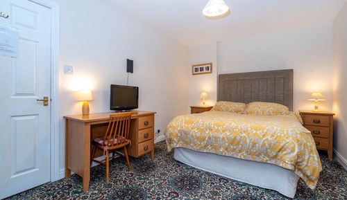 Cottage, Accessible, Ensuite (Swallow)