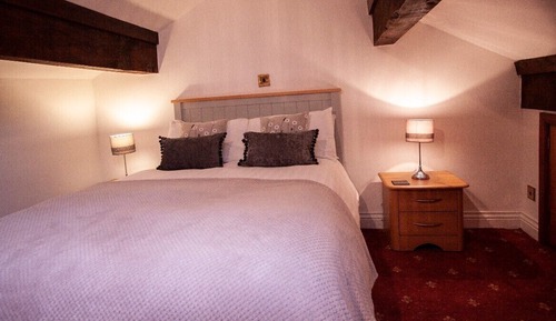 Suite, Private Bathroom (Self Catering)