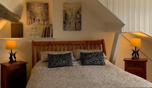 Superior Double Room, Bathtub (2nd floor)