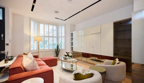 House (4 Bedrooms)