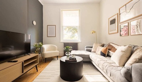House (2 Bedrooms)