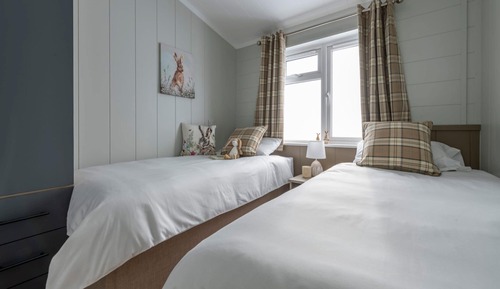 Comfort Room, Multiple Beds, Non Smoking, Kitchenette (Hot Tub)