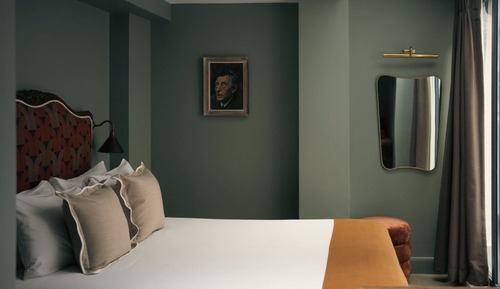 Pimlico Double, Bower House Building