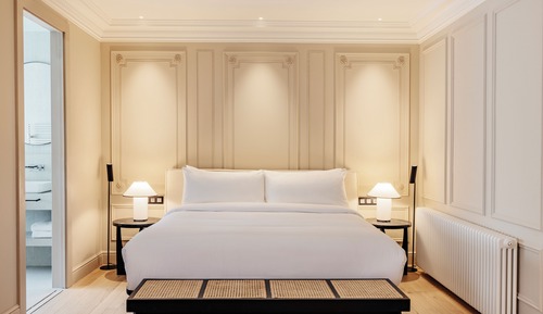 Caesar Suite