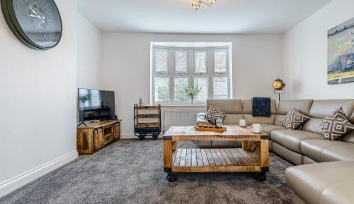 Three-Bedroom Vacation Home 