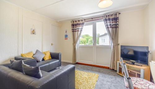 Two-Bedroom Holiday Home 4
