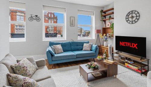 Deluxe Apartment