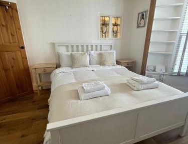 One-Bedroom Apartment with Terrace