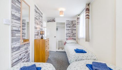 Two-Bedroom Holiday Home 3