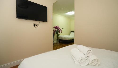 Double Room with Private Bathroom