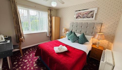 Double Room with Private Bathroom
