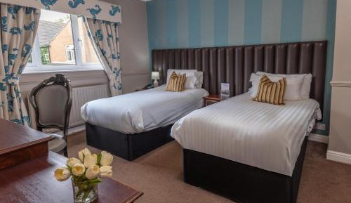 Standard Twin Room - Non-Smoking