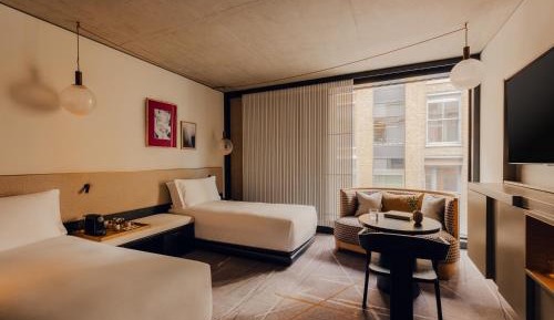 Premium Twin Room