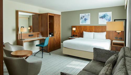 Guest Room, 1 King