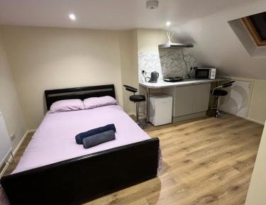 Deluxe Double Room with Shower