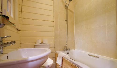 Woodland Cabin Executive double