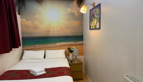 Double Room with Private Bathroom