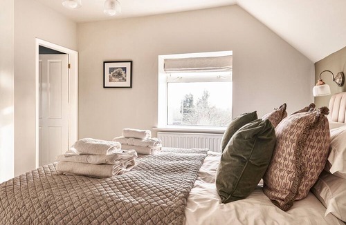 Newton Grange Cottage | Hillcrest House